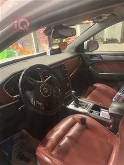 ئێم جی RX5